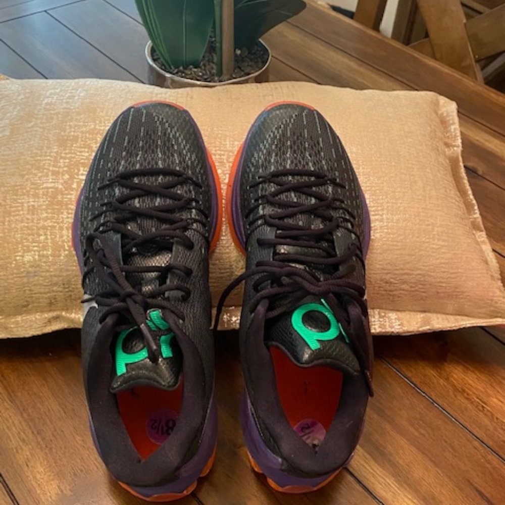 Kevin Durant Sneakers - Women Size 8.5